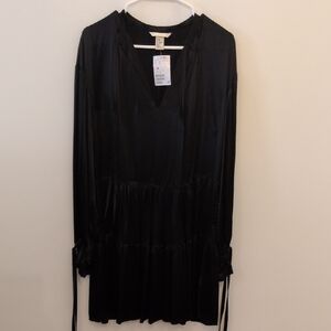 H&M Black V-Neck Dress with Tie Accents